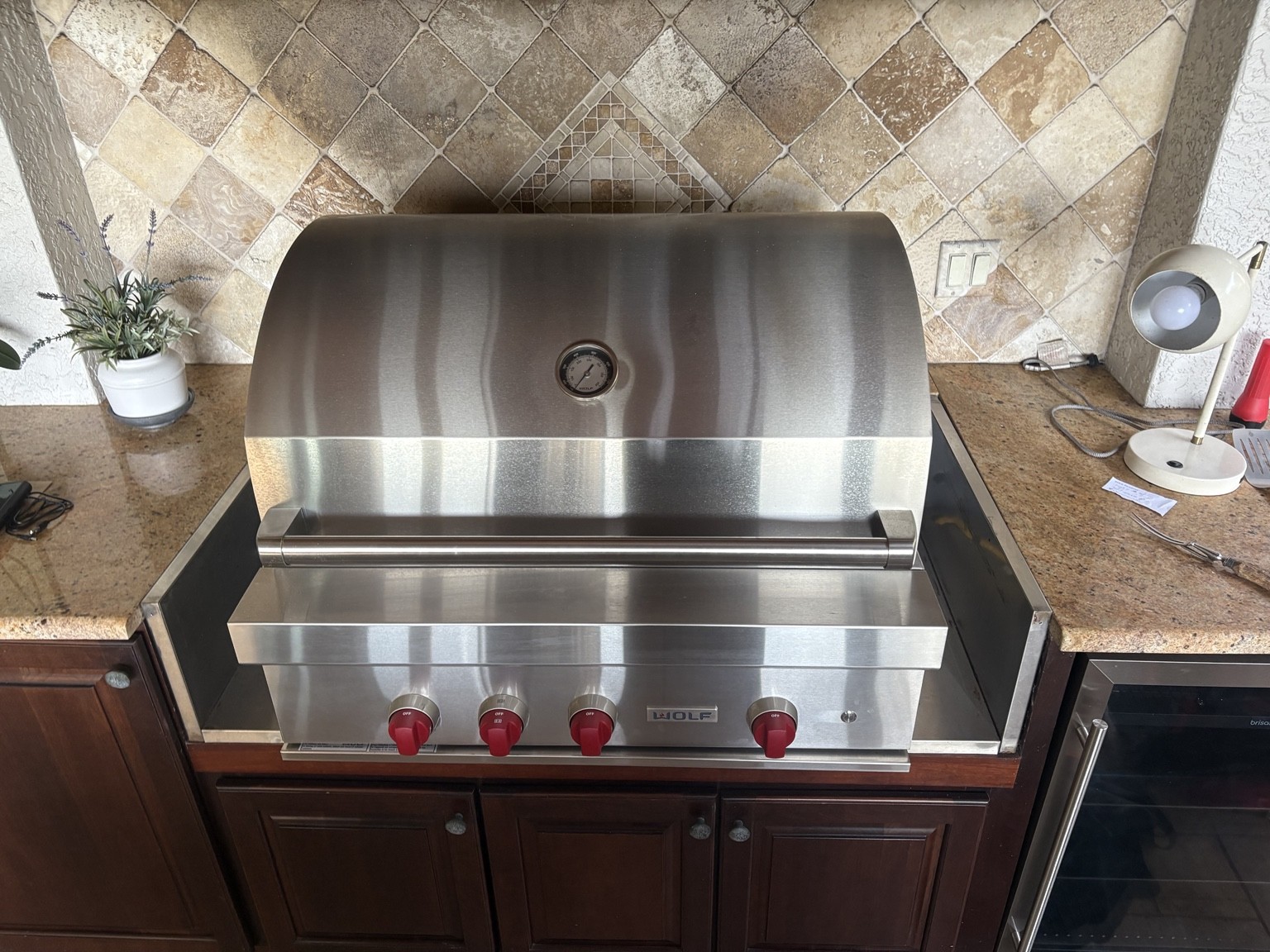 Outdoor grill surround Before custom trim